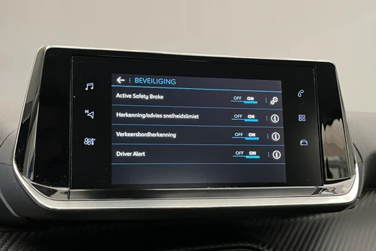 Peugeot 208 1.2 100Pk Active | All-Season | Apple/Android Carplay | Cruise | Airco | LED Dagrij | Bluetooth | Centrale Vergrendeling