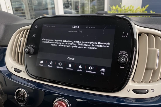 Fiat 500 1.0 Hybrid Lounge | Carplay | Sensoren achter | Airco | Cruise Control