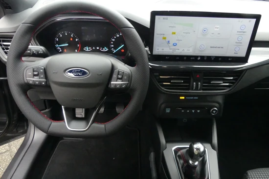 Ford Focus 1.0 EcoBoost Hybrid 125PK ST-Line | SYNC 4 | NAVI | PARKEERSENSOREN V+A |