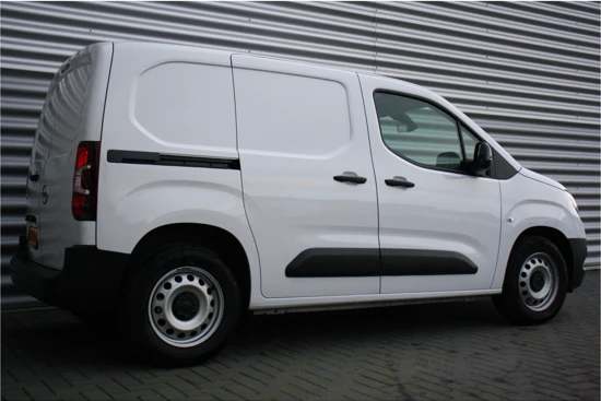 Opel Combo-e 50KWH 136PK L1H1 EDITION AUTOMAAT / NAVI / AIRCO / LED / PDC / DAB+ / BLUETOOTH / CRUISECONTROL / 1E EIGENAAR / NIEUWSTAAT !!