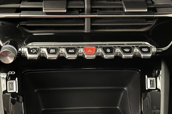 Peugeot e-208 EV Active 50 kWh | Apple/Android Carplay | DAB | LED Dagrij | Lane-Asist | Bluetooth | Cruise | Airco