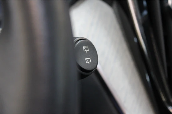 Volvo XC60 T5 254PK AWD Inscription | Panoramadak | Stoelverwarming | Camera | Elektr Stoelen + Memory | Apple CP