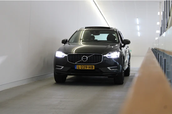 Volvo XC60 T5 254PK AWD Inscription | Panoramadak | Stoelverwarming | Camera | Elektr Stoelen + Memory | Apple CP