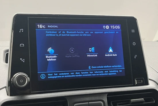 Peugeot Partner 1.5 BlueHDI 100PK Premium | Airconditioning | Parkeersensoren | Trekhaak | Zijschuifdeur rechts | Laadruimtepakket | All seasons