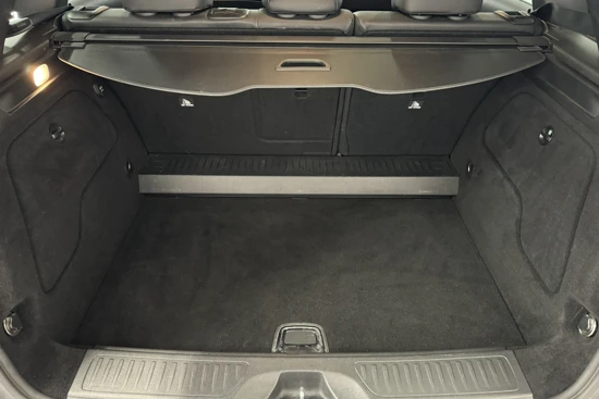 Mercedes-Benz B-Klasse 200 Prestige | AMG Line | Night pakket | Leder | Memorystoel | Panoramadak | Getint glas | Stoelverwarming |