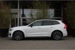 Volvo XC60 Recharge T6 AWD R-Design | Luchtvering | Schuifdak | 360 Camera | Adaptive Cruise | BLIS | 22" Velgen