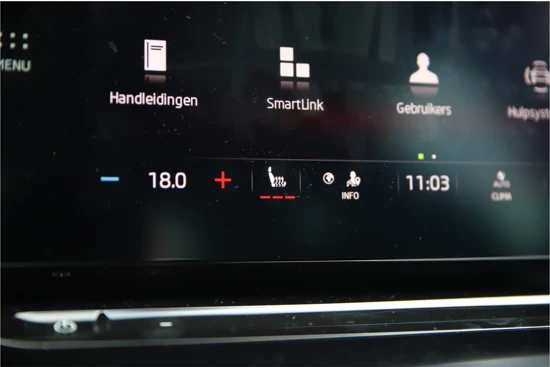 Škoda Octavia Combi 1.5 e-TSI 150pk Sportline Business | Matrix | Stoelverwarming |
