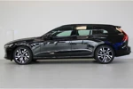 Volvo V60 B4 200PK Plus Dark | BLIS | Sportstoelen | Camera | Pilot Assist | Memory stoelen | Achterb verwarming