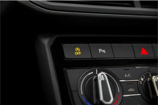 Volkswagen T-Cross Life 1.0TSI 110pk | Navigatie | Carplay | Adapt. Cruisecontrol