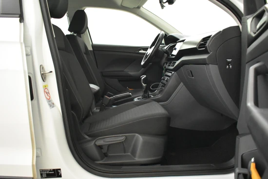Volkswagen T-Cross 1.0 TSI Life 96pk | 100%dealeronderhouden | Adaptief cruise control | Airco automatisch | Parkeersensoren v+a | App connect | Na
