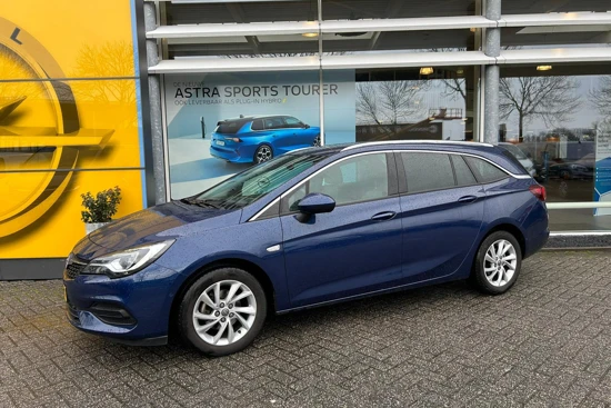 Opel Astra Opel Astra Sports Tourer 1.2 turbo 81kW Elegance