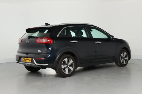 Kia Niro 1.6 GDi Hybrid First Edition | Dealer Onderhouden! | Navi | Camera | Clima | Parkeersensoren V+A | Cruise Control | Lichtmetalen