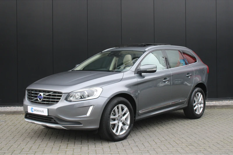 Volvo XC60 T5 GT Polar+ | Dealer o.h. | Panoramadak | Standkachel | Leder | Trekhaak | Camera | Elec. achterklep