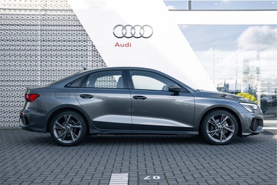 Audi A3 Limousine 30 TFSI S-tronic | S-edition | NAVIGATIE | 18 INCH | OPTIEK PAKKET ZWART