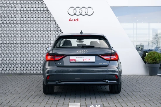 Audi A1 Sportback 25 TFSI Advanced edition | Smartphone interface | Airco | 17 Inch | Parkeerhulp achter