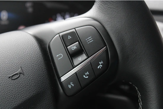 Ford Fiesta 1.0 100pk Titanium | NL-AUTO | B&O AUDIO | CAMERA | VOORUITVERWARMING | SPOILER | NAVIGATIE
