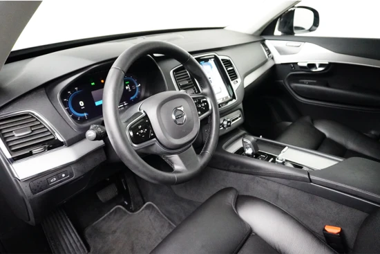 Volvo XC90 T8 Recharge AWD Plus Dark | 21'' | 360 camera | Panoramadak | Pilot Assist | Trekhaak | Harman Kardon | Full LED