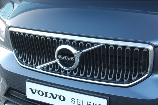Volvo XC40 B4 GT ( Mild Hybrid ) Momentum