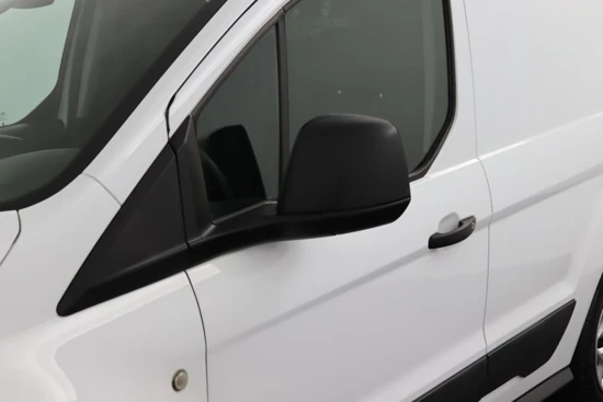 Ford Transit Connect 1.0 Ecoboost L1 Trend | Camera | Laadruimte Pakket | Benzine ! | Mobiele werkbank! | Parkeersensoren | Verwarmde Voorruit