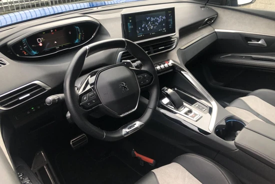 Peugeot 3008 1.6 HYbrid 225pk Automaat GT