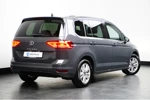 Volkswagen Touran 1.5 TSI 150PK DSG-7 Highline 7P | NAVI BY APP | STOELVERW. | AUTO. A. KLEP