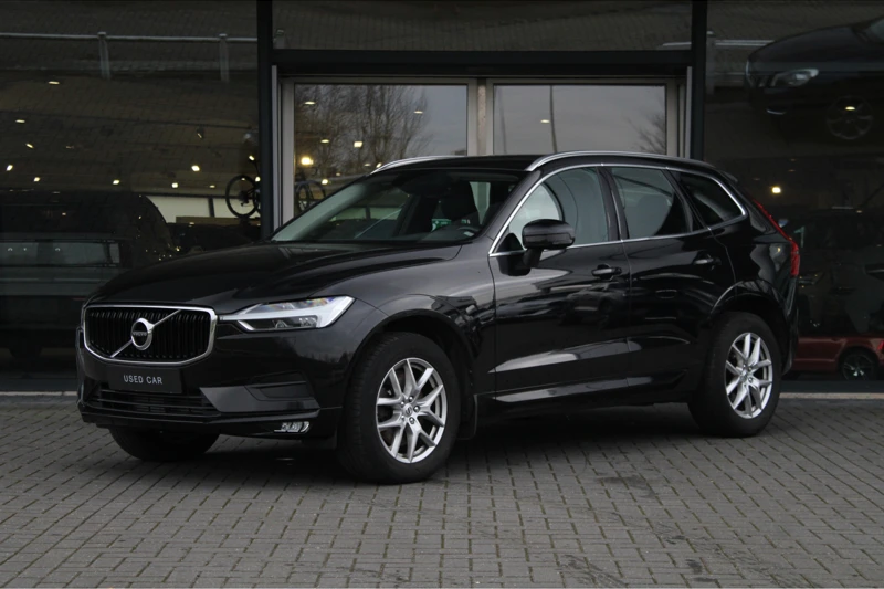 Volvo XC60 T5 AWD Momentum | Adaptive Cruise | Pilot-Assist | Stuur-Stoelverwarming | Camera | Keyless | Parkeerhulp | 18-Inch | All-Season