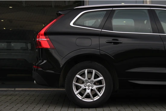 Volvo XC60 T5 AWD Momentum | Adaptive Cruise | Pilot-Assist | Stuur-Stoelverwarming | Camera | Keyless | Parkeerhulp | 18-Inch | All-Season