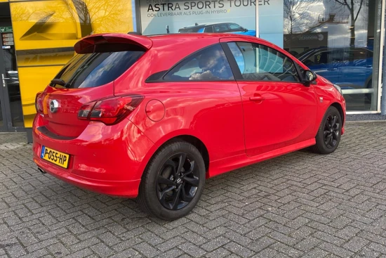 Opel Corsa 1.4 Innovation OPC line