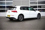 Volkswagen Golf 1.0TSI Life Business | Winterpakket | Carplay | Navigatie | Donker getint glas |