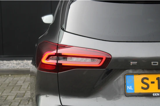 Ford Focus Wagon 1.0 EcoBoost Hybrid ST Line | Nieuw model | Camera | Winter-pack | Privacy glass