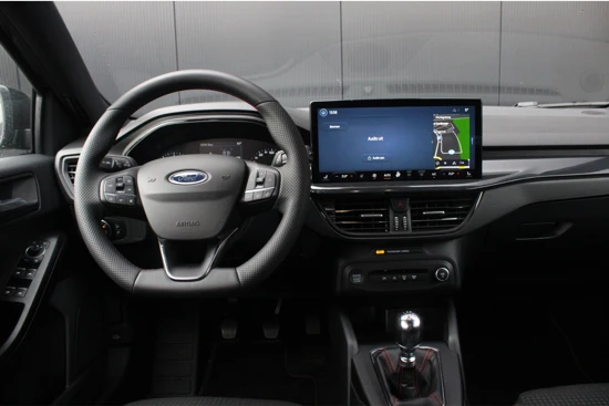 Ford Focus Wagon 1.0 EcoBoost Hybrid ST Line | Nieuw model | Camera | Winter-pack | Privacy glass