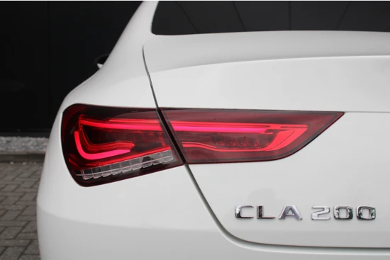 Mercedes-Benz CLA-Klasse 200 Business Solution Progressive | STOELVERWARMING | FULL LED | HALF LEDER | NETTE AUTO!