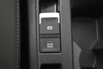 Volkswagen T-Roc 1.5 TSI 150pk R-Line | Adaptief cruise control | Navigatie | App connect | LED koplampen | Trekhaak | Dab radio | Camera achter