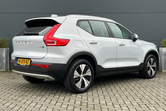 Volvo XC40 1.5 T5 Twin Engine Momentum Pro