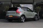 Volvo XC40 Single Motor Extended Range Ultimate | 20" | Pixel Led | Getint Glas | Zwarte Logo's