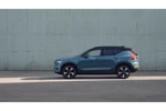 Volvo XC40 Single Motor Extended Range Plus | VOORRAAD! | Adaptive Cruise | BLIS | Warmtepomp | Keyless | Getint Glas | 19''