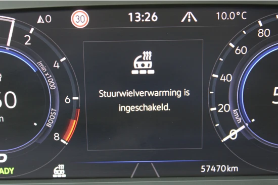 Volkswagen Passat Variant 1.4 TSI PHEV GTE Business | Camera | Navigatie | Stoel & Stuurverwarming | Elek.Trekhaak | Matrix LED | Active Info Disp