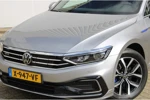 Volkswagen Passat Variant 1.4 TSI PHEV GTE Business | Camera | Navigatie | Stoel & Stuurverwarming | Elek.Trekhaak | Matrix LED | Active Info Disp