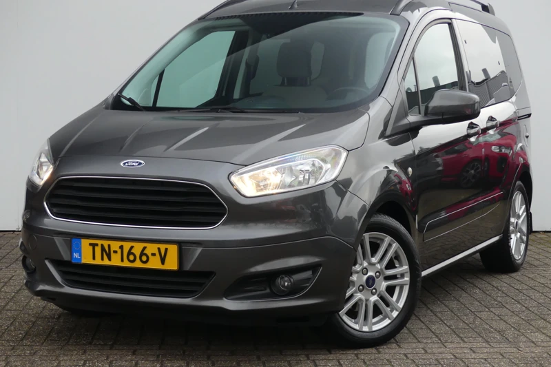 Ford Tourneo Courier 1.0 EcoBoost 100PK Titanium | PARKEERSENSOREN | 16'' LMV |