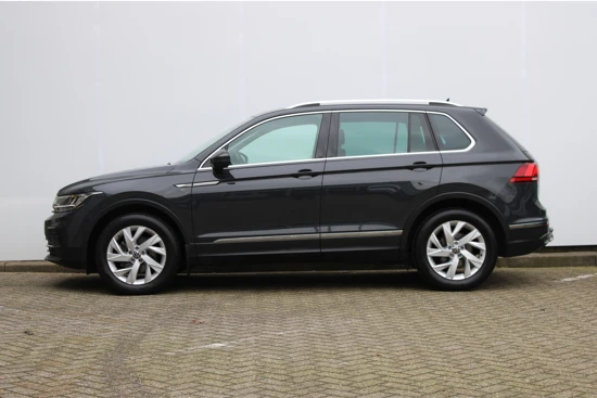 Volkswagen Tiguan 1.5 TSI Life Business | Camera | Wegklapbare Trekhaak | Stoel & Stuurverwarming | 18"Lmv | Dodehoek Detector