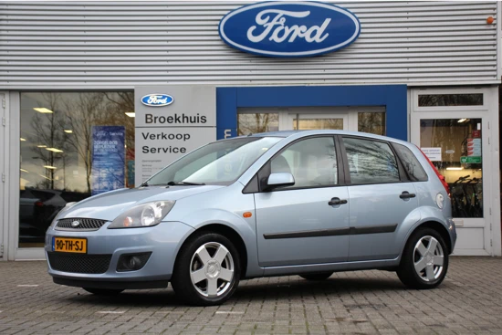 Ford Fiesta 1.3-8V FUTURA | 1E EIGENAAR! | NL-AUTO! | WEINIG KM! | AIRCO | VOORRUITVERWARMING | LM. VELGEN