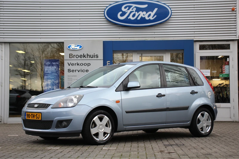 Ford Fiesta 1.3-8V FUTURA | 1E EIGENAAR! | NL-AUTO! | WEINIG KM! | AIRCO | VOORRUITVERWARMING | LM. VELGEN