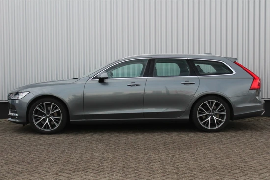 Volvo V90 T5 Momentum Automaat | Trekhaak! | Exterior Styling Kit | Navigatie | 19" | Leder | Cross Traffic Alert | Elektrische Achterklep