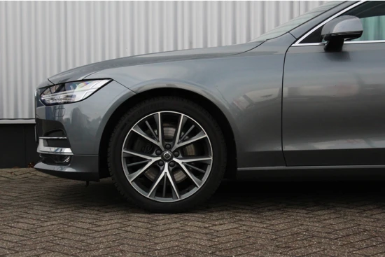 Volvo V90 T5 Momentum Automaat | Trekhaak! | Exterior Styling Kit | Navigatie | 19" | Leder | Cross Traffic Alert | Elektrische Achterklep