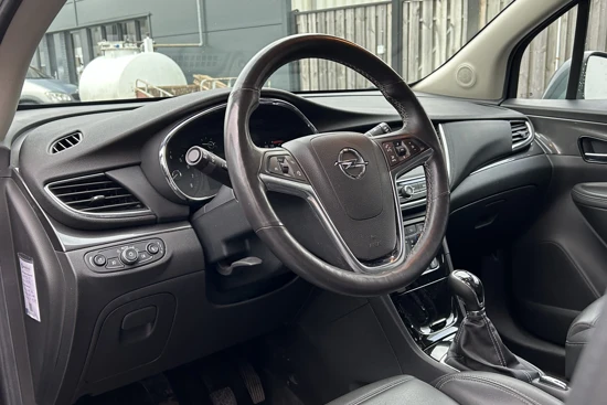 Opel Mokka X 1.4 Turbo 140pk | Trekhaak | Navigatie | Stoel- en stuurverwarming | Lederen bekleding | Apple Carplay/Android Auto |