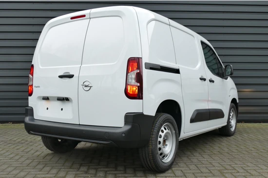 Opel Combo 1.5 BLUEHDI 130PK L1H1/ NAVI / AIRCO / PDC / 2-ZTIS / CAMERA / DAB+ / BLUETOOTH / CRUISECONTROL / VOORRAAD / DIRECT RIJDEN !!