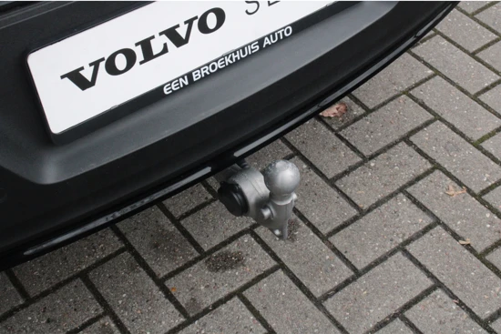 Volvo XC40 Recharge Core Edition 70 kWh | Subsidie aanvraag mogelijk! | Trekhaak | Camera | Standverwarming | Stuur/stoelverwarming