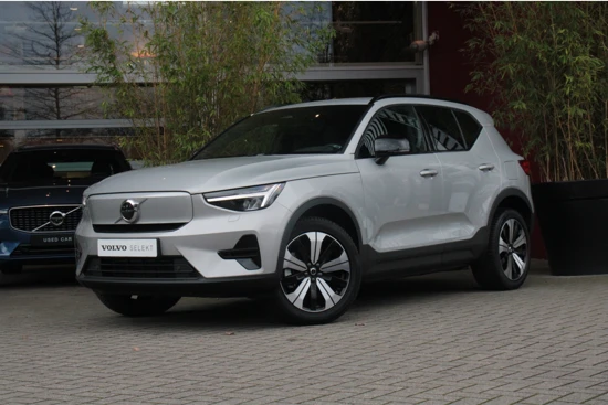 Volvo XC40 Recharge Core Edition 70 kWh | Subsidie aanvraag mogelijk! | Trekhaak | Camera | Standverwarming | Stuur/stoelverwarming