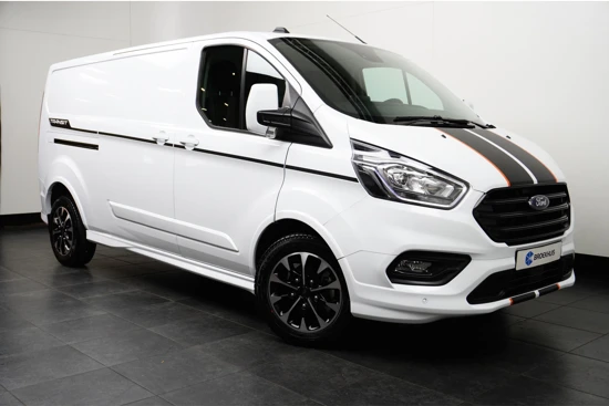 Ford Transit Custom 320 2.0 TDCI L2H1 Sport | Automaat | Camera | Half-Leder | Stoel- en voorruitverwarming | Apple Carplay/Android Auto |