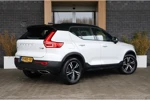 Volvo XC40 T5 AWD R-Design Intro Edition | Camera | Adaptieve Cruise Control | Standkachel met Volvo On Call App | Pilot Assist | Stoelverw